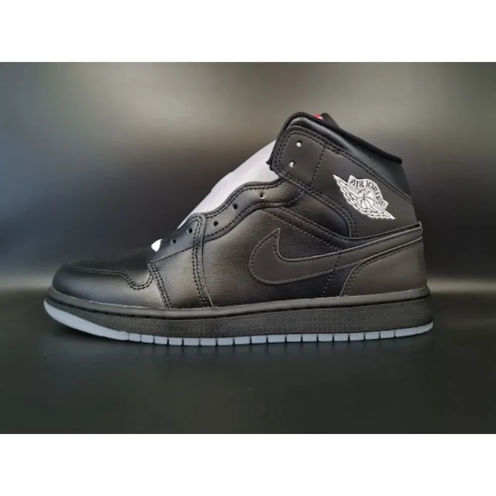 Jordan 1 Mid SE. Black Metallic Reimagined. SIZE 10.5 - HV5177-010